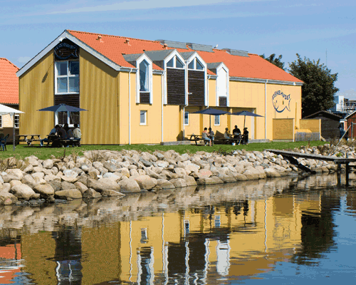 fiskehuset-fra-havnesiden